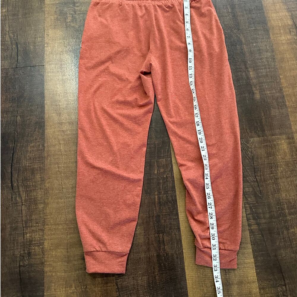 Vuori Performance Joggers Rust Red Drawstring Pan… - image 6